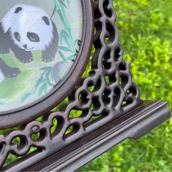Chinese Panda Suzhou Table Silk Embroidery Double Sided Wooden Screen - Picture 11 of 12
